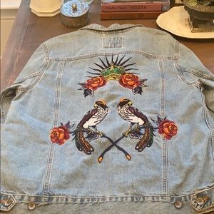 Incredible Embroidery Denim Jacket